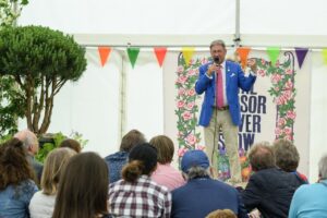 Alan Titchmarsh